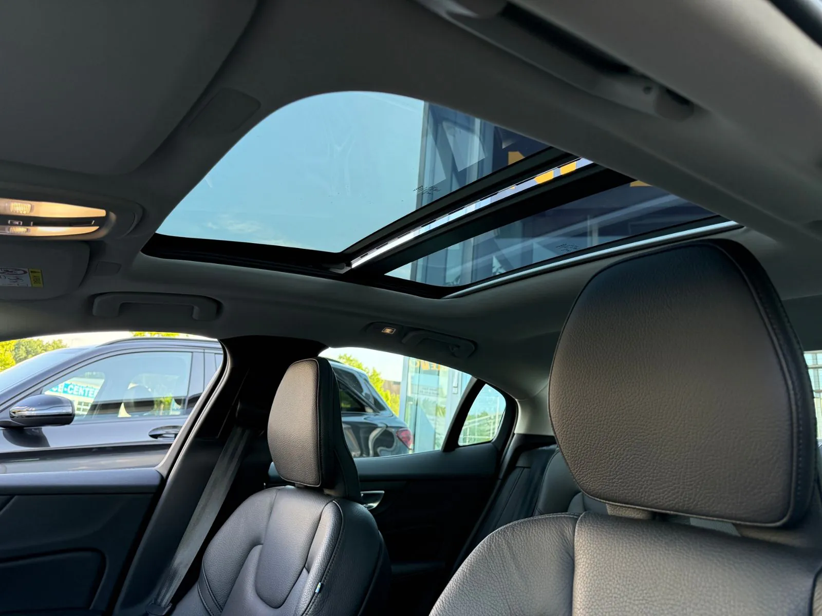 Volvo S60 2024 na predaj – fotografia 13