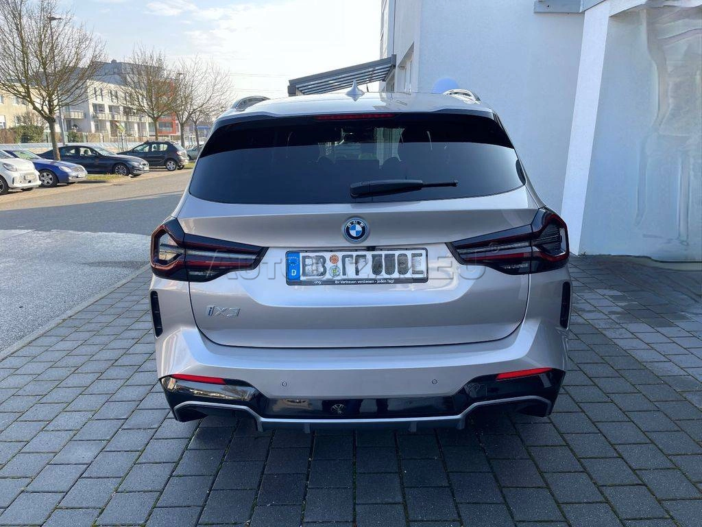 BMW iX3 A/T