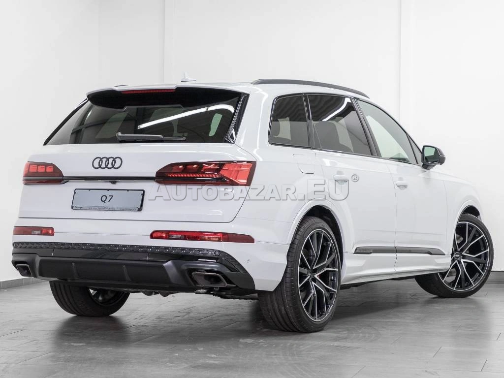 Audi Q7 55 3.0 TFSI mHEV S line quattro tiptronic