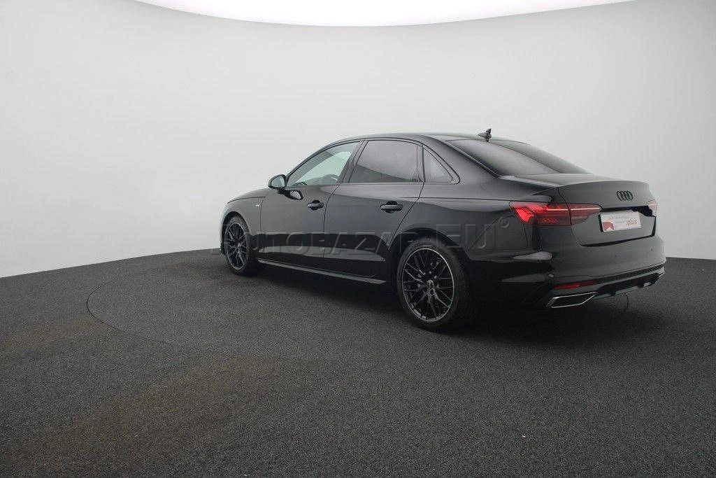 Audi A4 35 2.0 TFSI mHEV S line S tronic