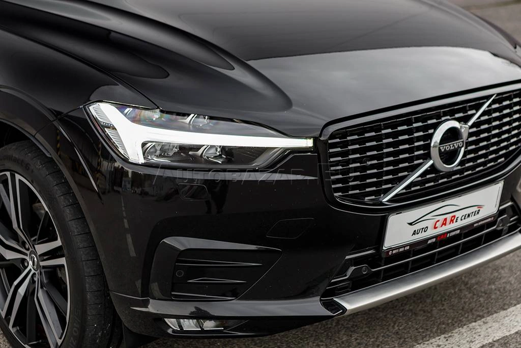 Volvo XC60 2.0 B5 mHEV R-Design AWD A/T