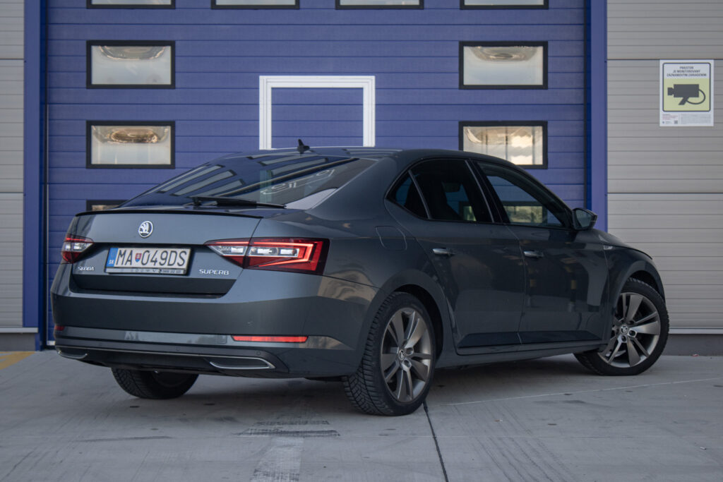 Škoda Superb