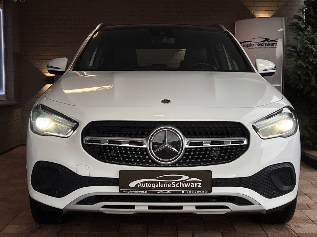 Mercedes-Benz GLA 200 d A/T
