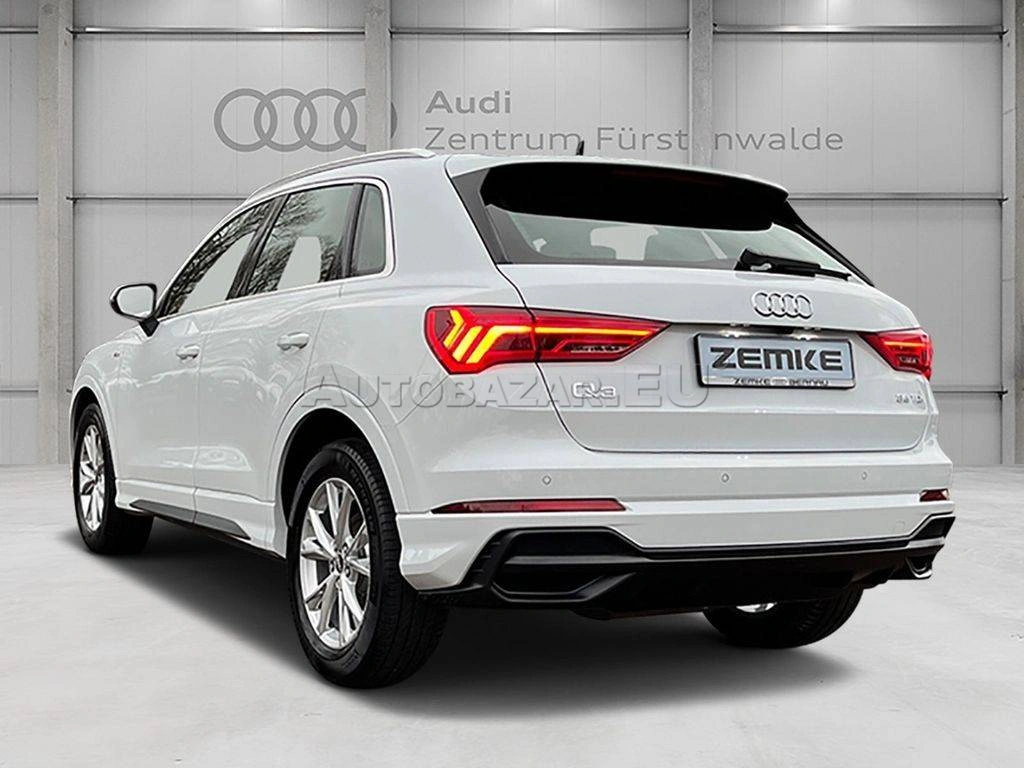 Audi Q3 35 2.0 TDI S line S tronic