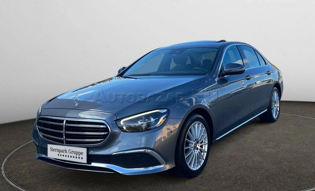 Mercedes-Benz E trieda Sedan 300 d mHEV 4MATIC A/T