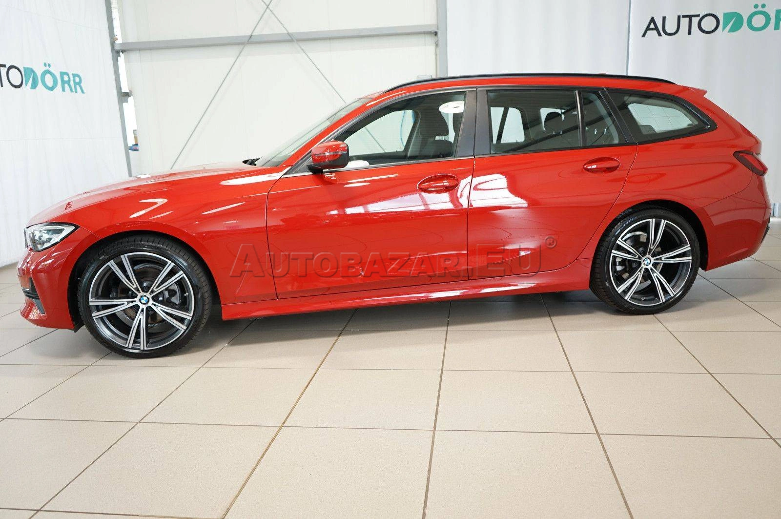BMW Rad 3 Touring 320i  A/T