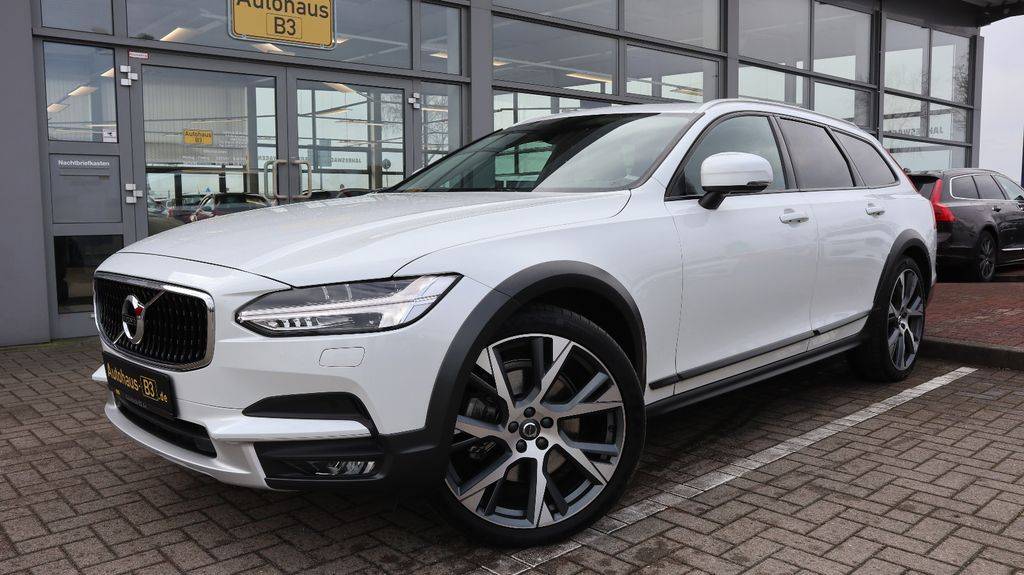 Volvo V90 CC D5 2.0L Cross Country Pro AWD A/T