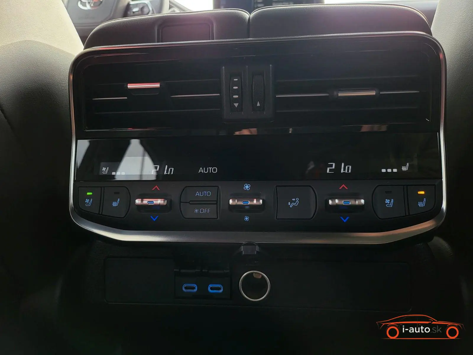 Toyota Land Cruiser 2025 na predaj – fotografia 23