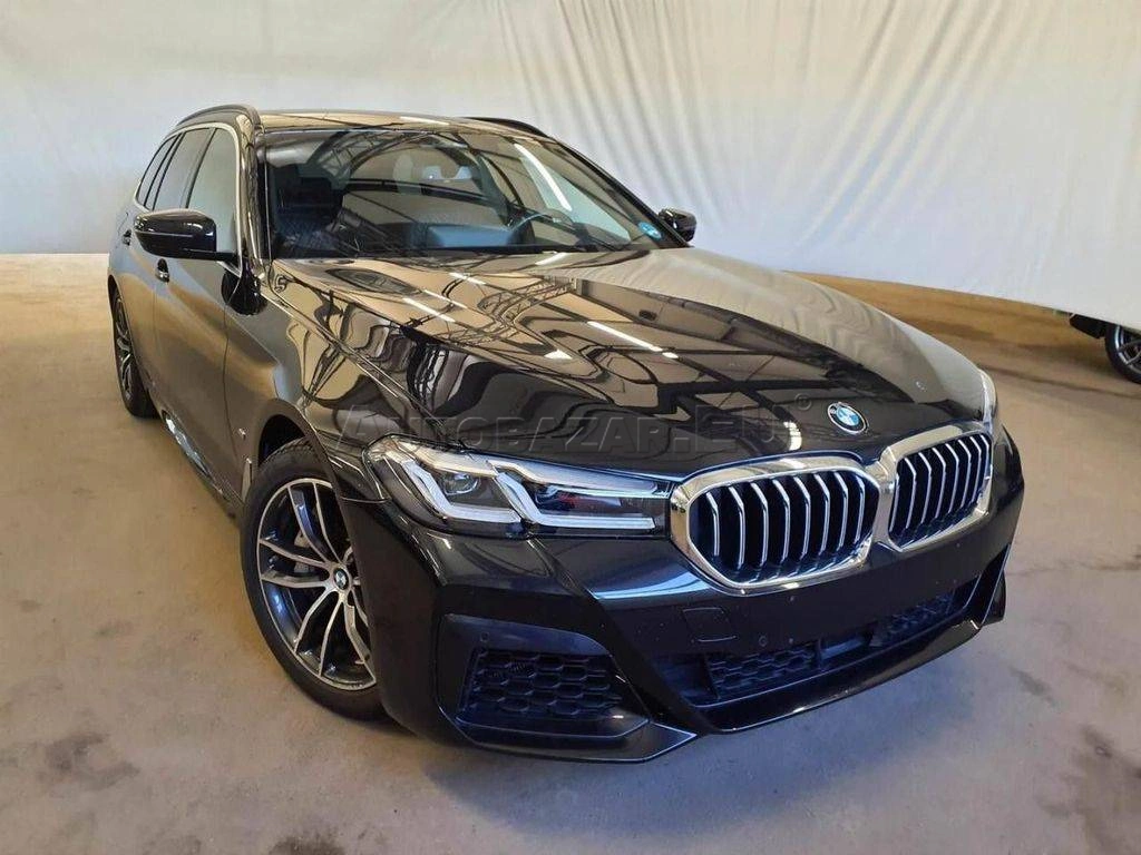 BMW Rad 5 Touring 540i mHEV xDrive A/T
