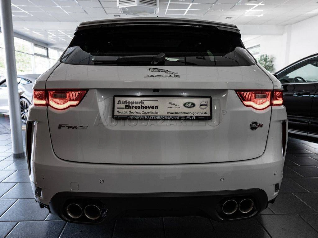 Jaguar F-Pace 5.0 V8 P550 SVR AWD A/T