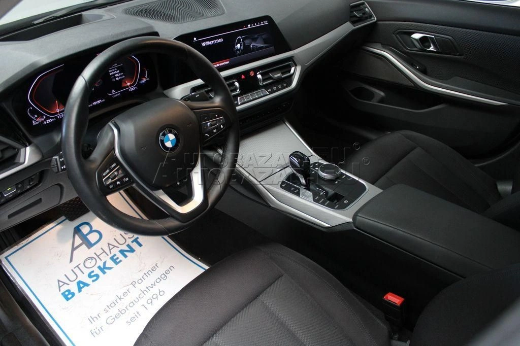 BMW rad 3 320d xDrive A/T