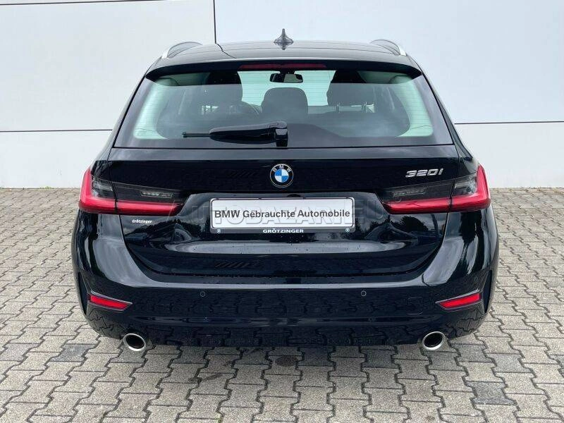 BMW Rad 3 Touring 320i  A/T