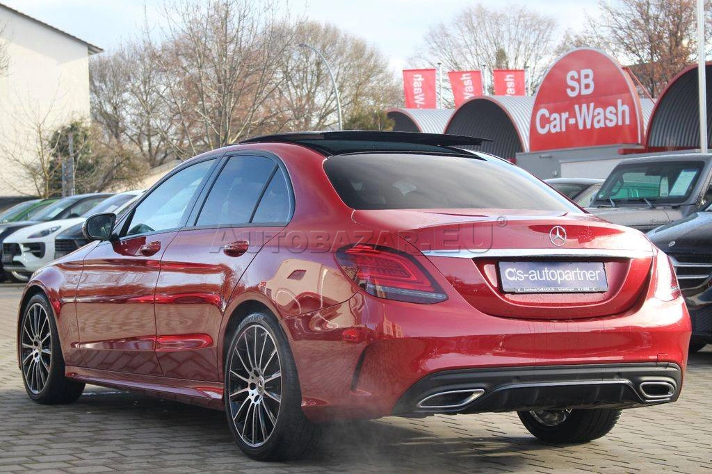 Mercedes-Benz C trieda Sedan 300 d A/T