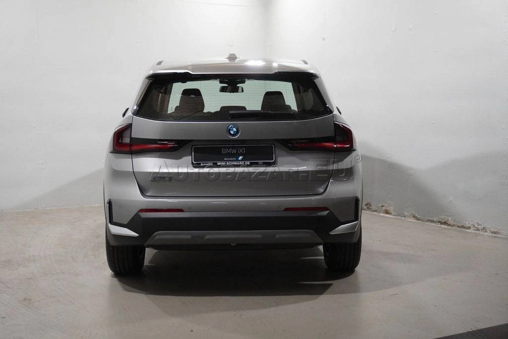 BMW iX1 xDrive
