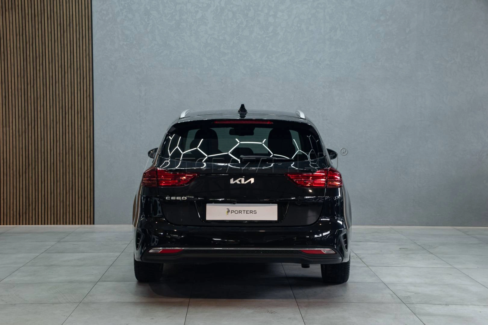 Kia Ceed SW 1.6 CRDi MHEV Platinum A/T