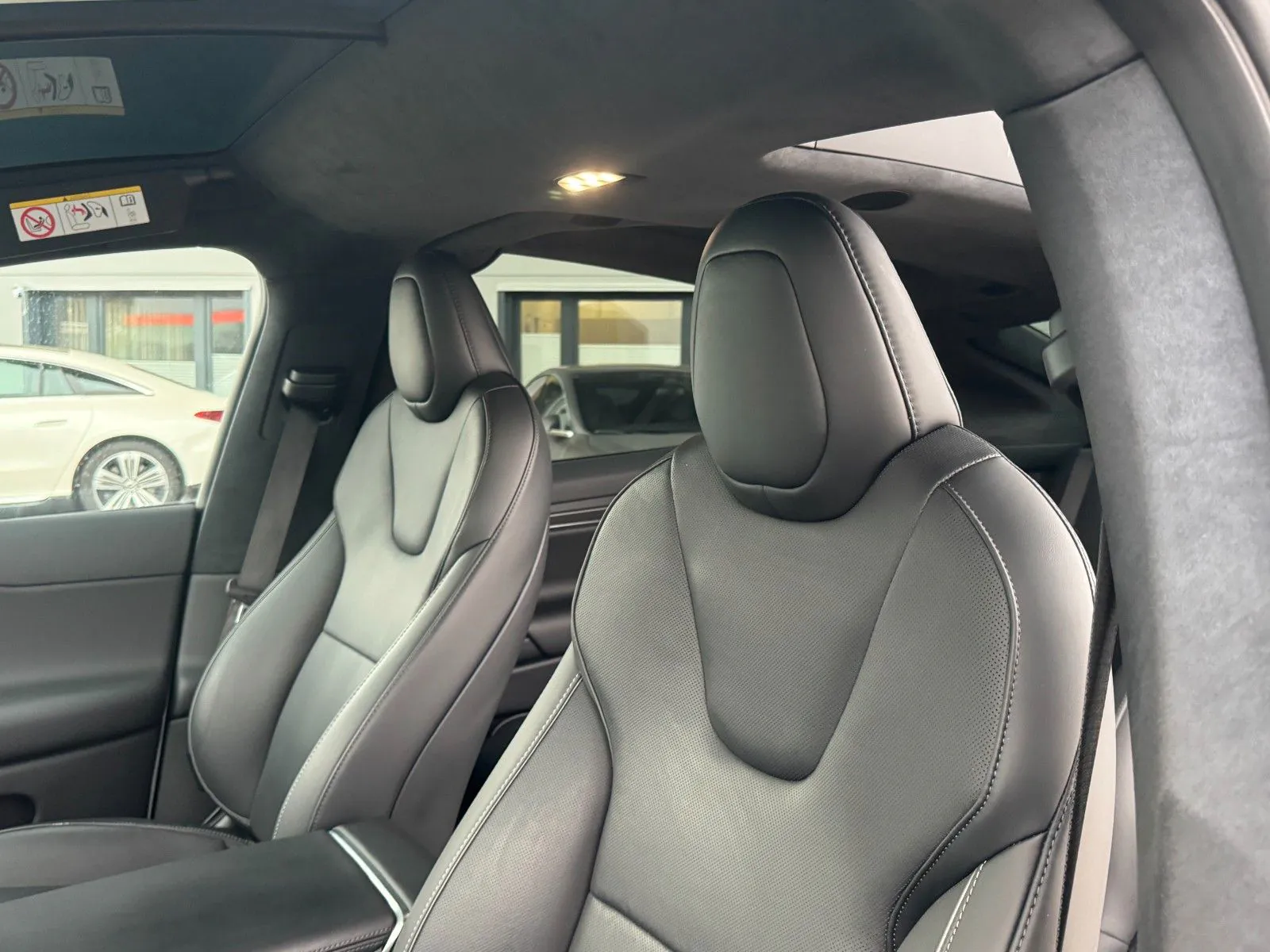 Tesla Model X 2023 na predaj – fotografia 26