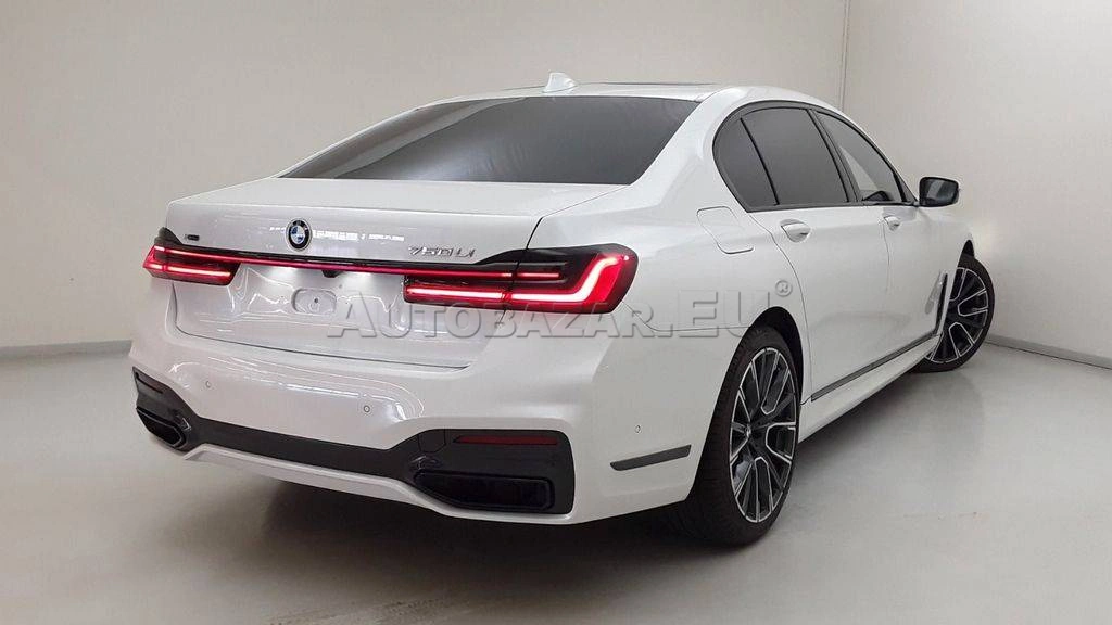 BMW Rad 7 750Li xDrive A/T