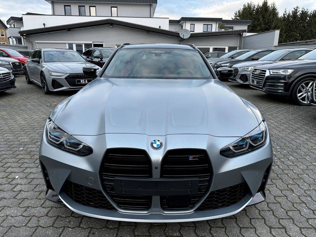 BMW M3 Touring Competition M xDrive A/T