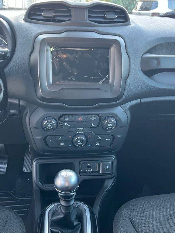Jeep Renegade 2023 na predaj – fotografia 12