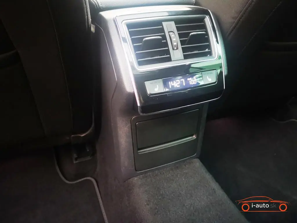 Škoda Superb 2021 na predaj – fotografia 37