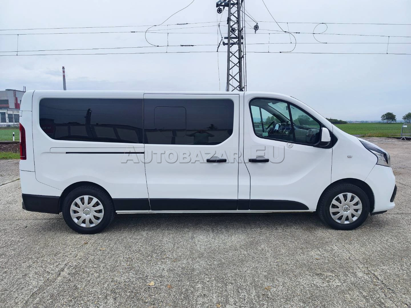 Renault Trafic SpaceClass 1.6 dCi 145 L2H1