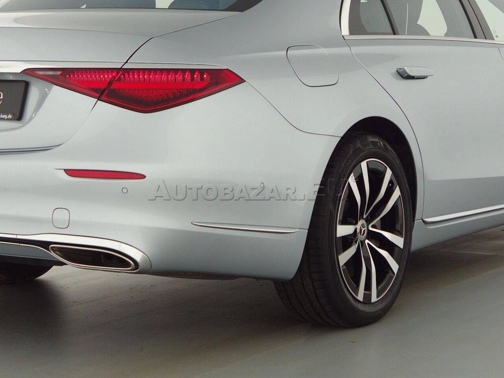 Mercedes-Benz S trieda Sedan Mercedes - Benz  500 4M long