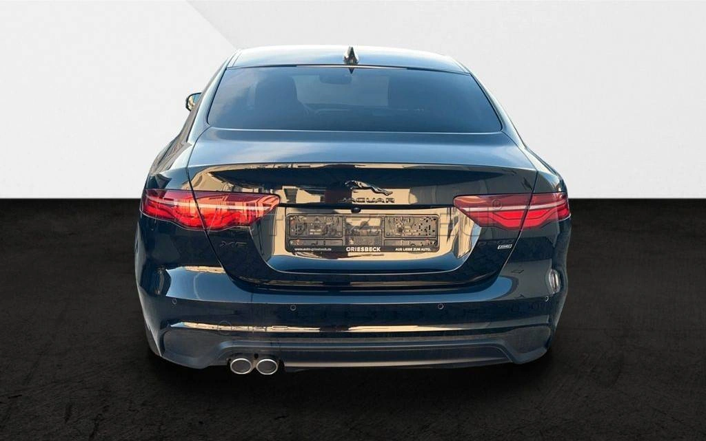 Jaguar XE 2.0D I4 D200 S AWD A/T