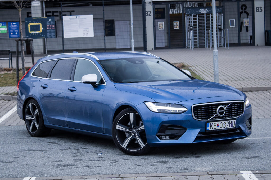 Volvo V90