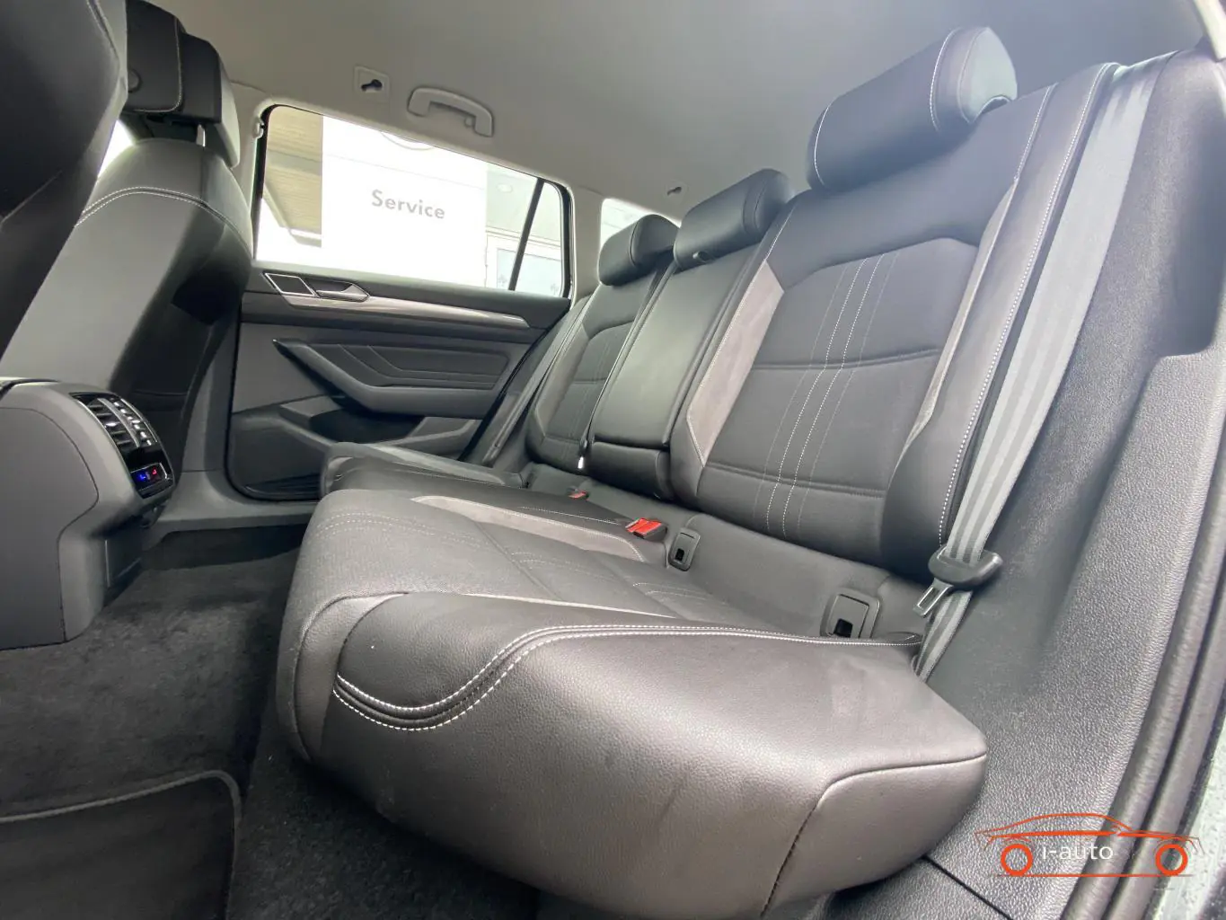 Volkswagen Passat 2024 na predaj – fotografia 10