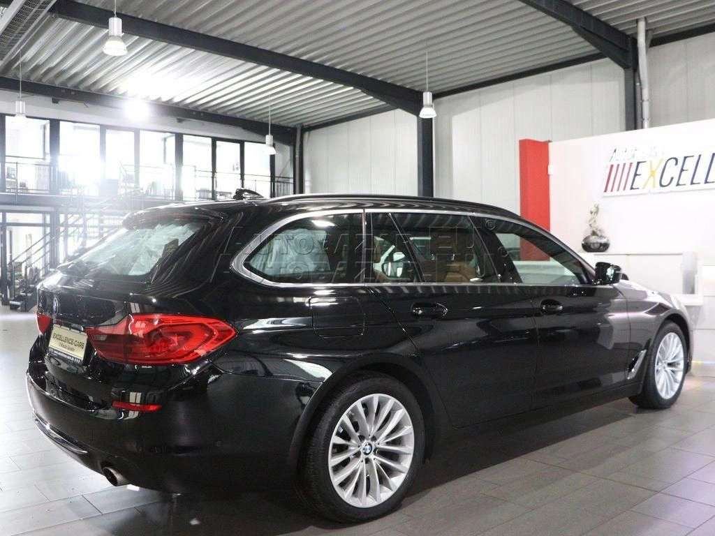 BMW rad 5 Touring 530d xDrive A/T