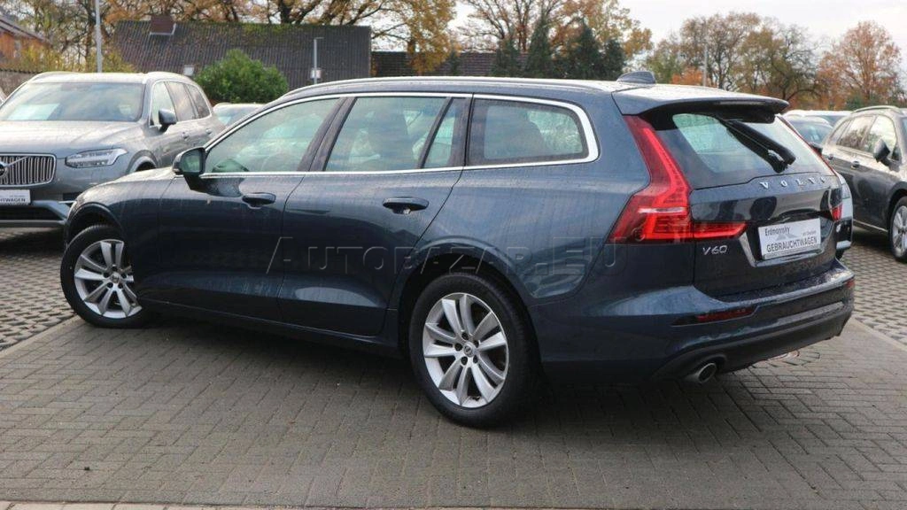 Volvo V60 D4 Momentum Pro A/T
