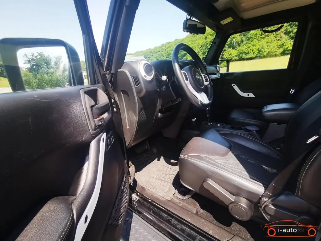 Jeep Wrangler 2014 na predaj – fotografia 12
