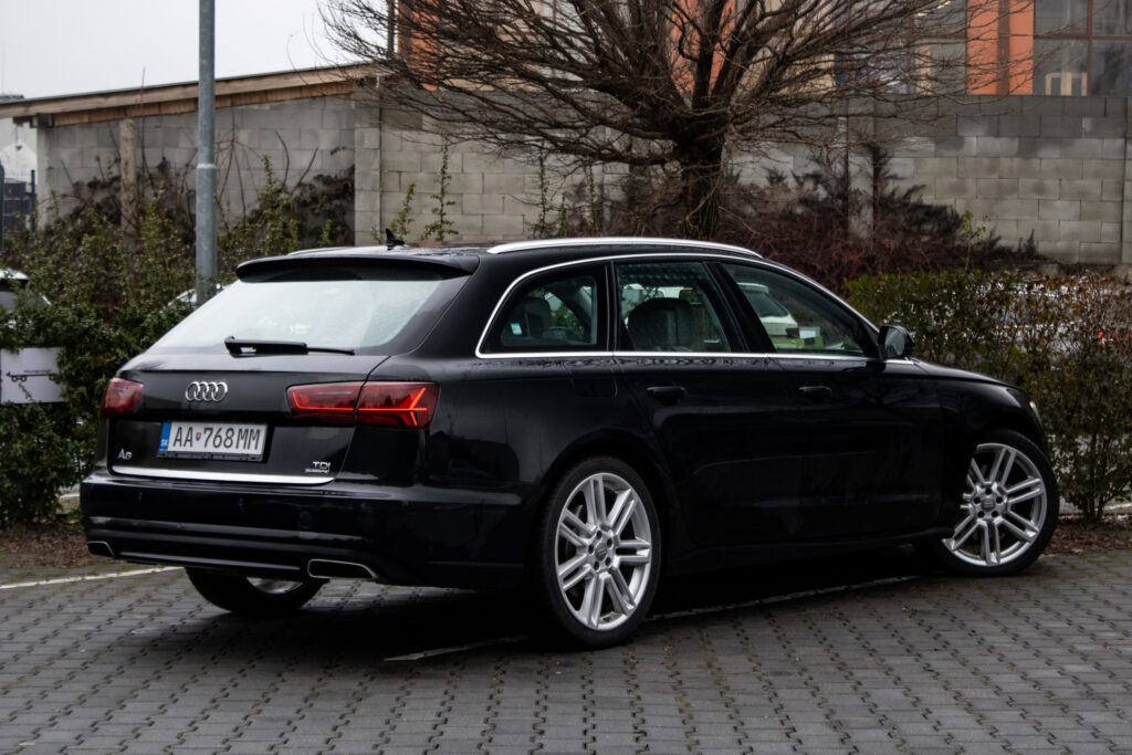 Audi A6 Avant