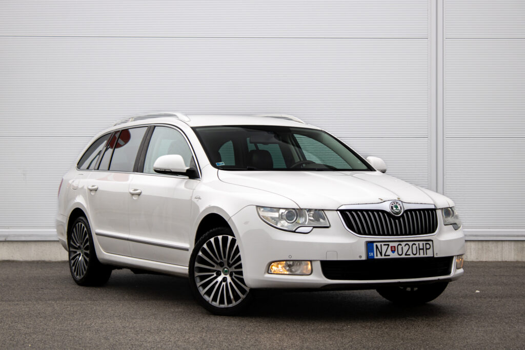 Škoda Superb Combi