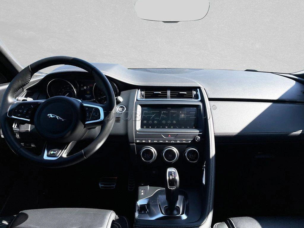 Jaguar E-Pace 2.0 I4 R-Dynamic S AWD A/T