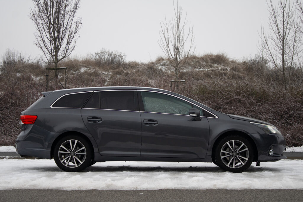 Toyota Avensis Combi