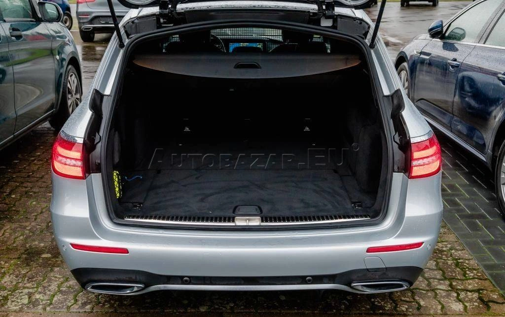 Mercedes-Benz E trieda Kombi 300 d A/T