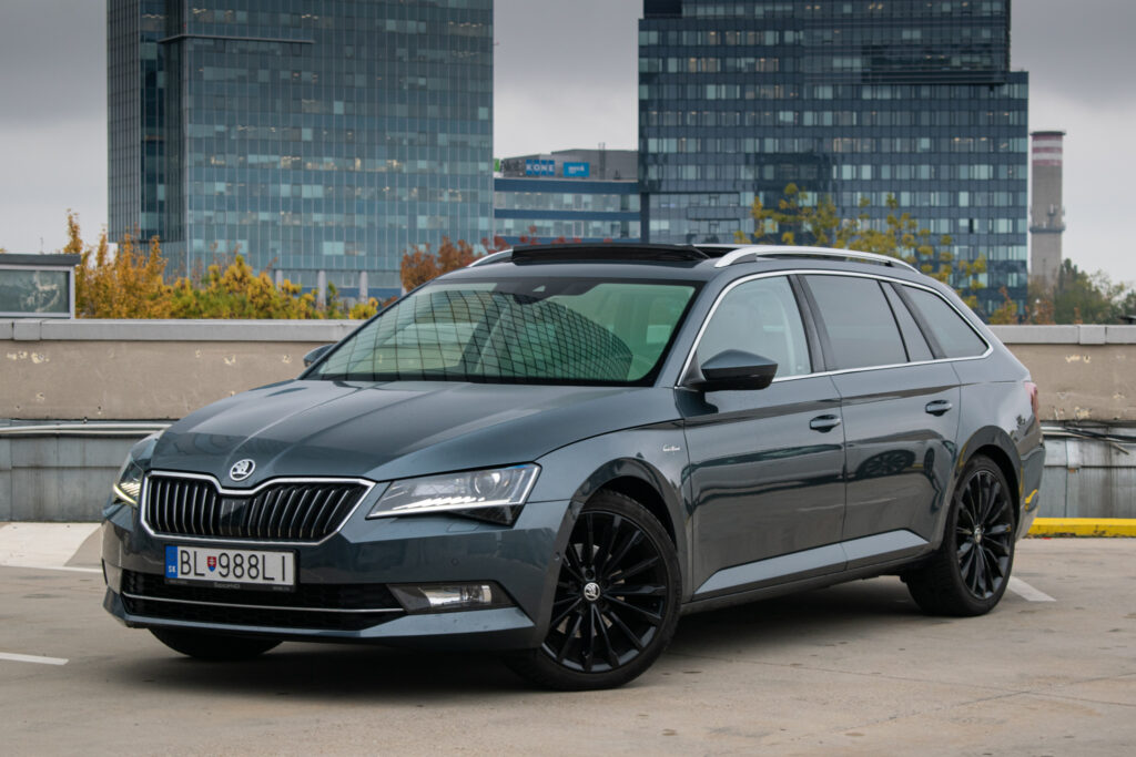 Škoda Superb Combi