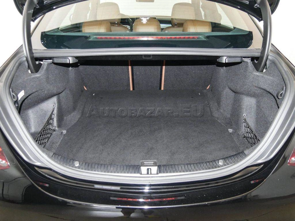 Mercedes-Benz C trieda Sedan 220 d A/T