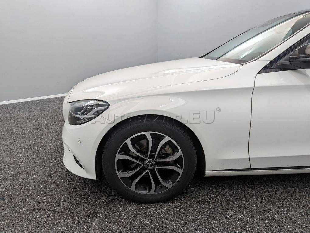 Mercedes-Benz C trieda Sedan 220 d A/T