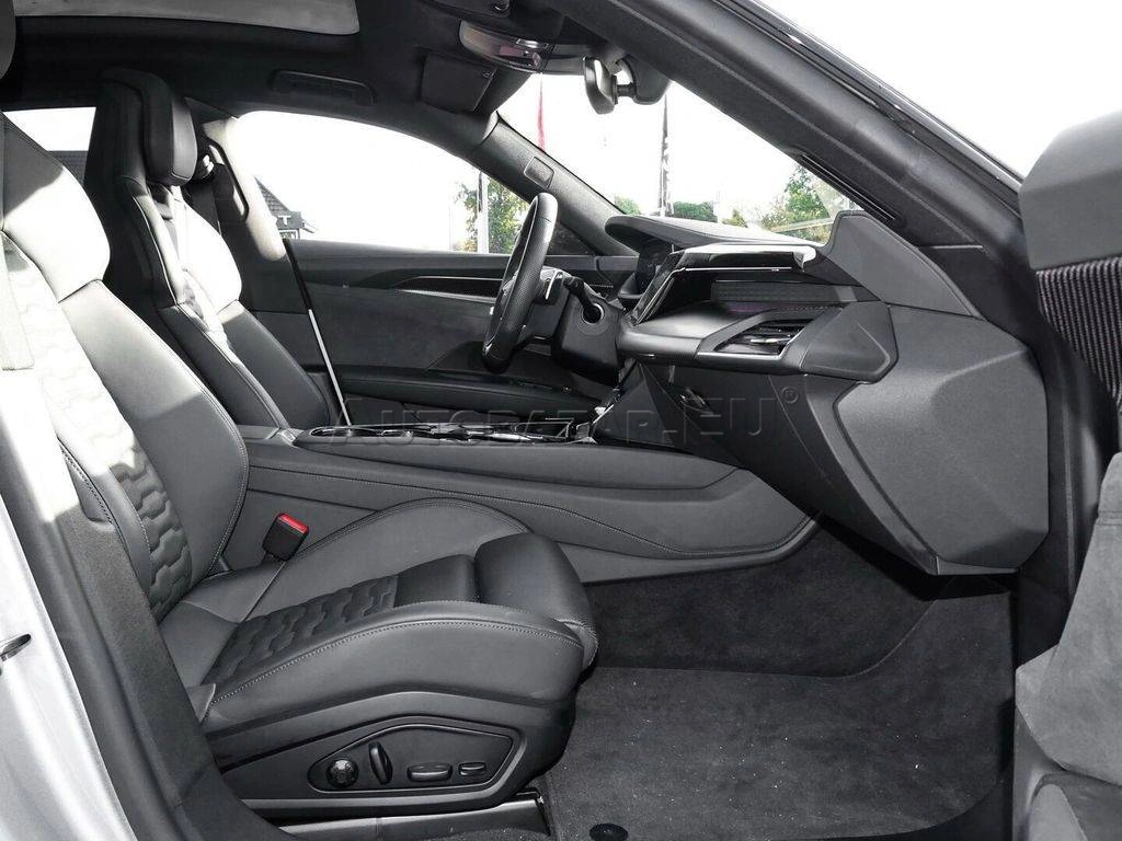 Audi E-tron GT quattro