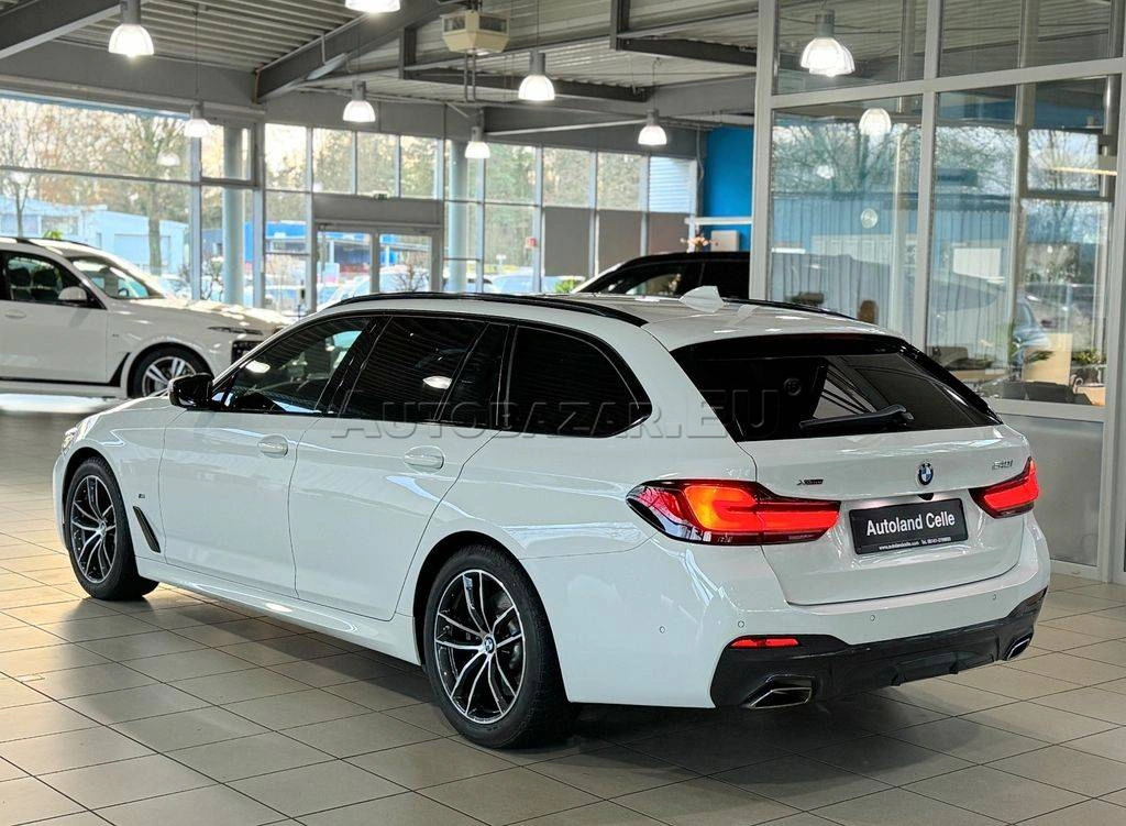 BMW Rad 5 Touring 540i mHEV xDrive A/T