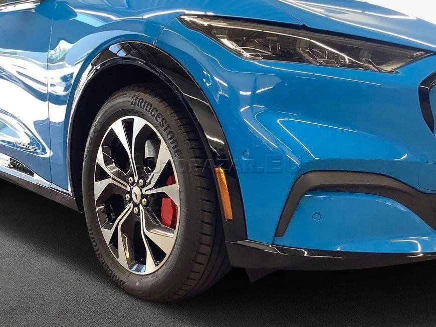 Ford Mustang Mach-E 75,7kWh AWD STD