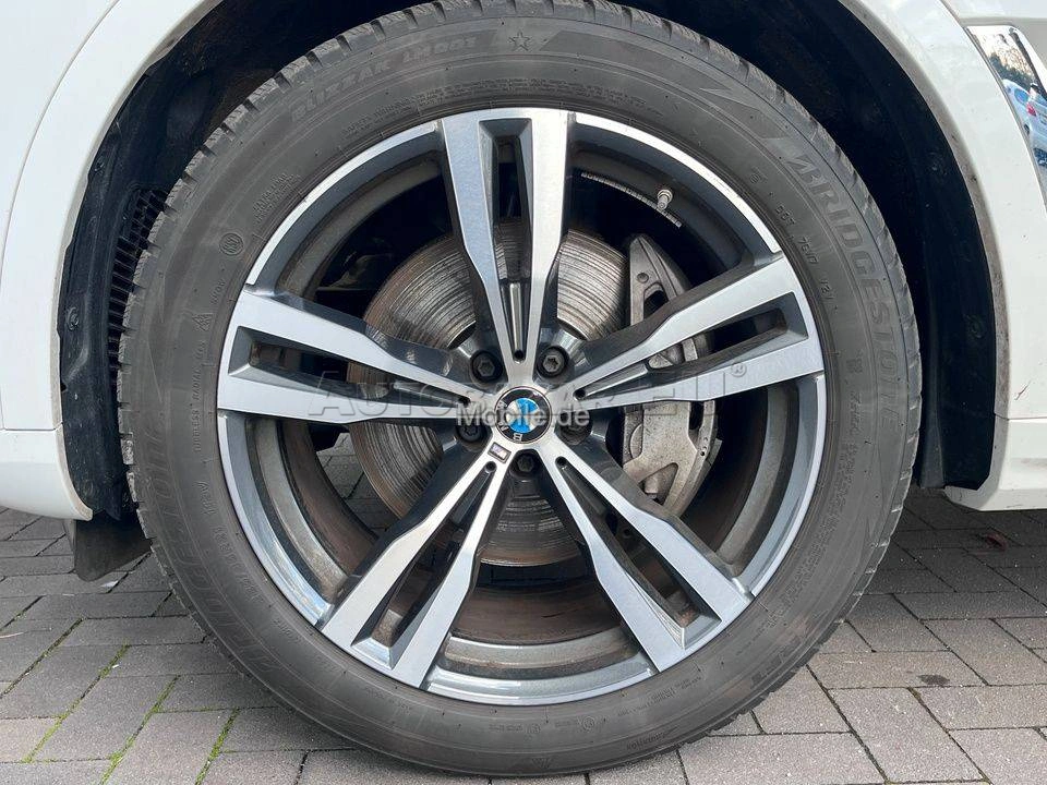 BMW X7 xDrive 40d mHEV A/T