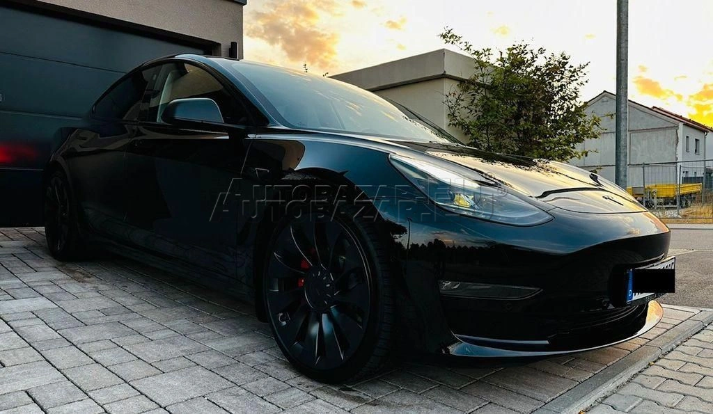 Tesla Model 3 Performance 82kWh AWD