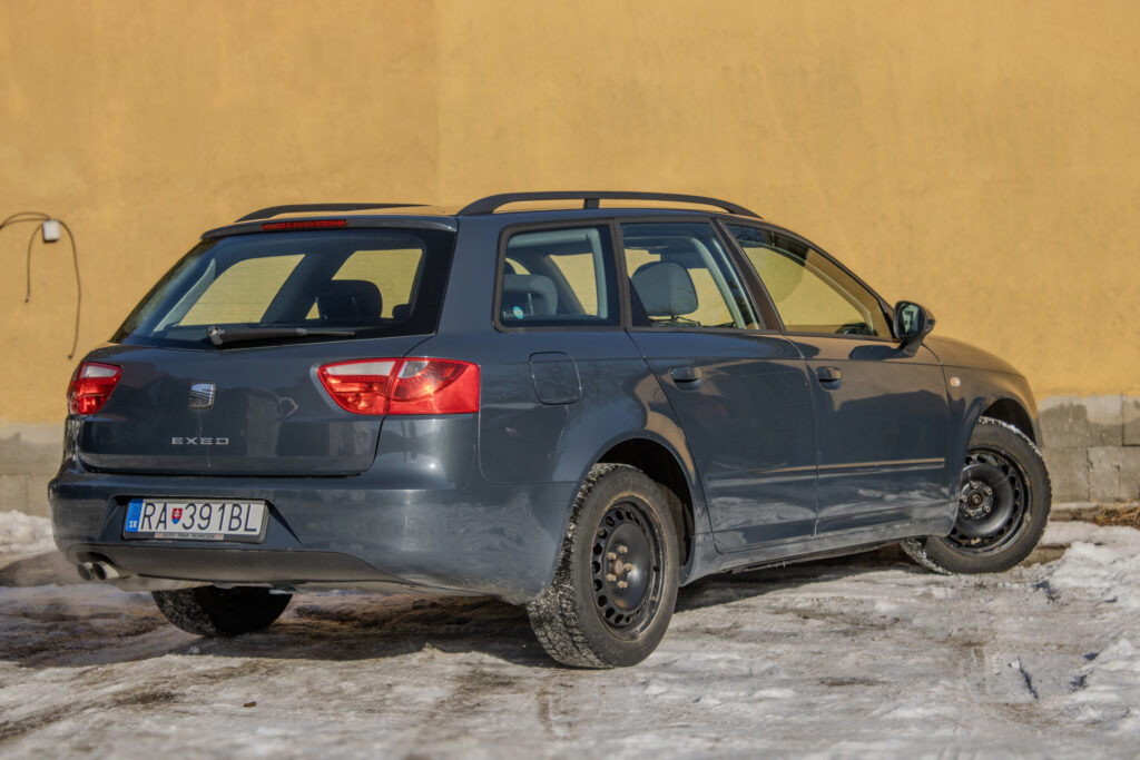 SEAT Exeo