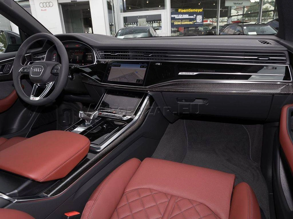 Audi SQ8 TFSI quattro