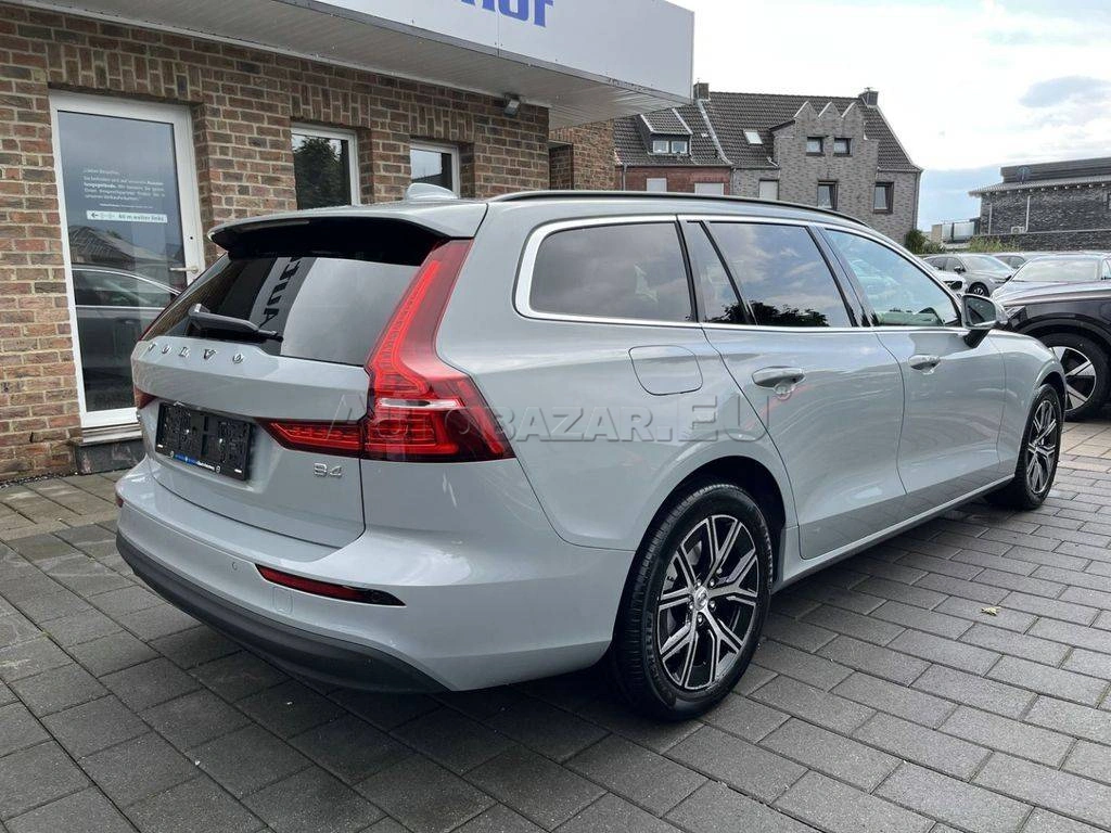 Volvo V60 B4 Core A/T