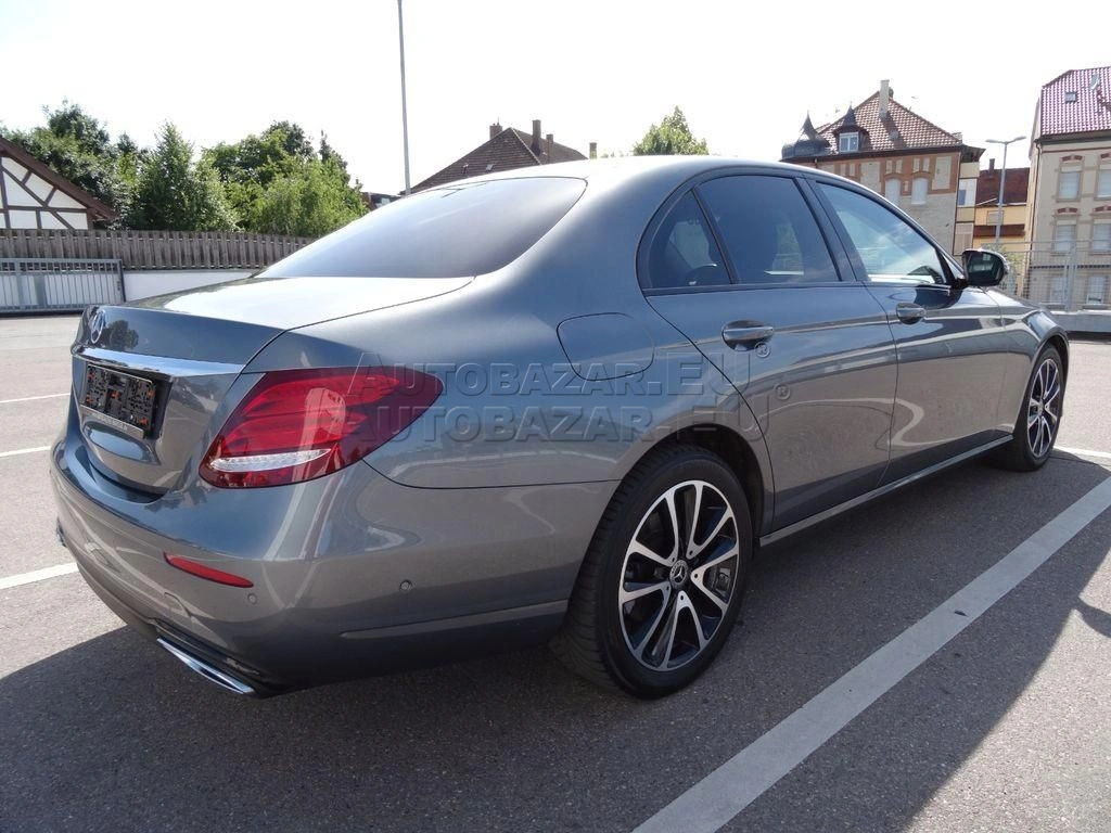 Mercedes E trieda 220 d A/T
