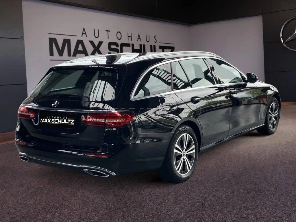 Mercedes-Benz E trieda Kombi 300 d mHEV 4MATIC A/T